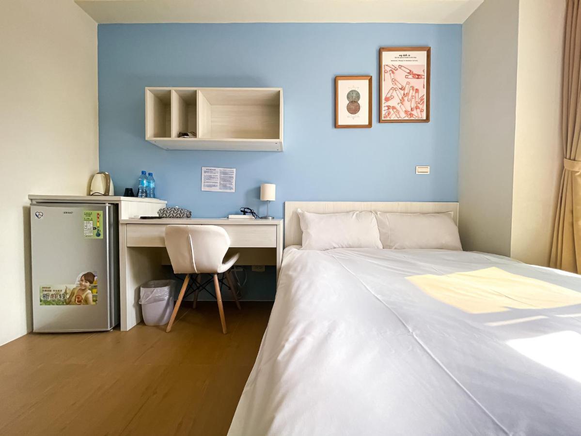 Adagio Hostel Taichung Exterior photo