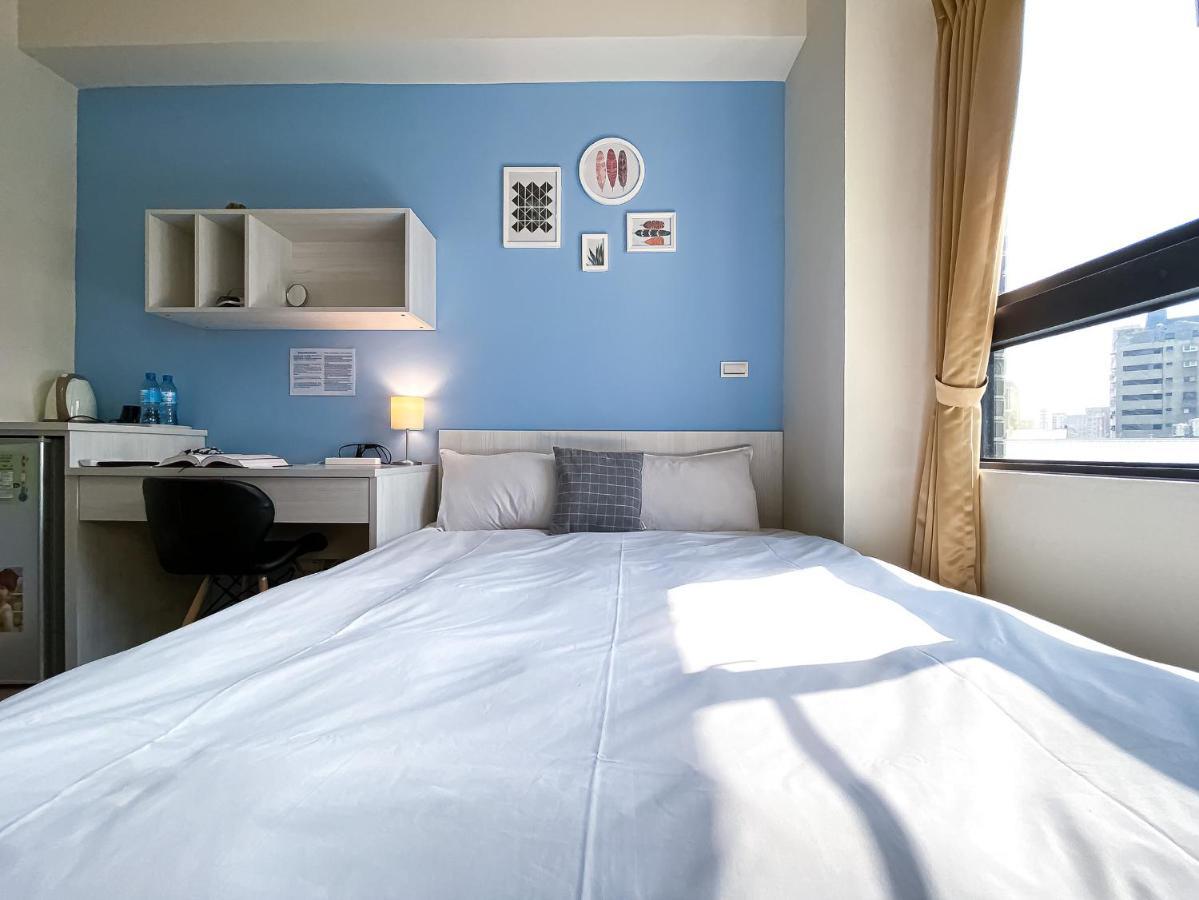 Adagio Hostel Taichung Exterior photo