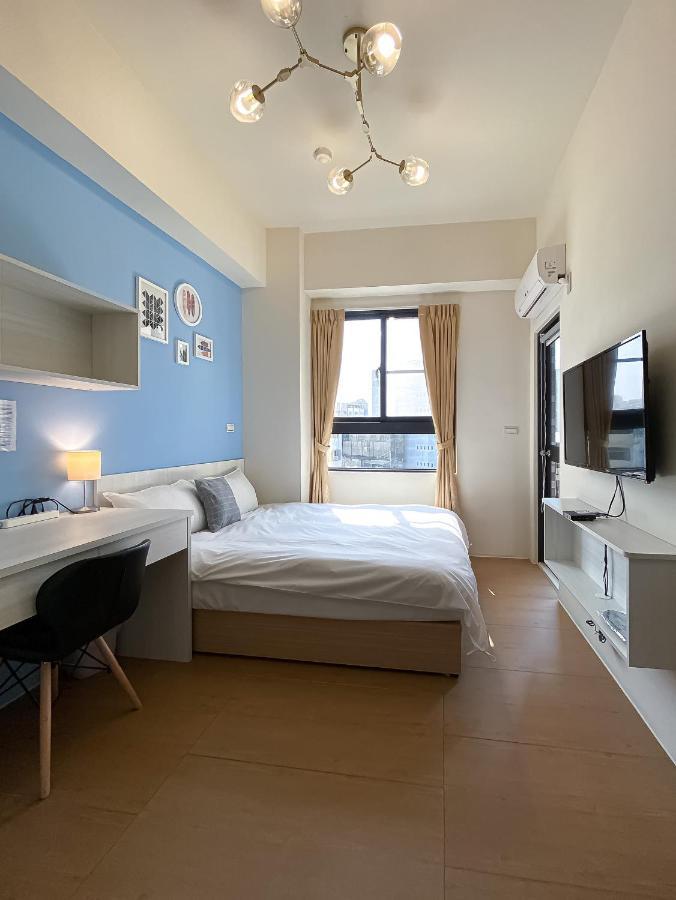 Adagio Hostel Taichung Exterior photo