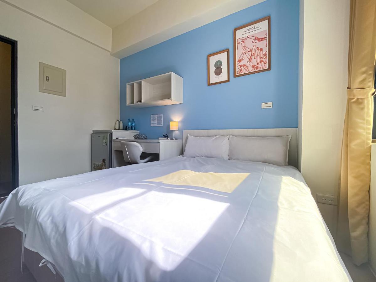 Adagio Hostel Taichung Exterior photo