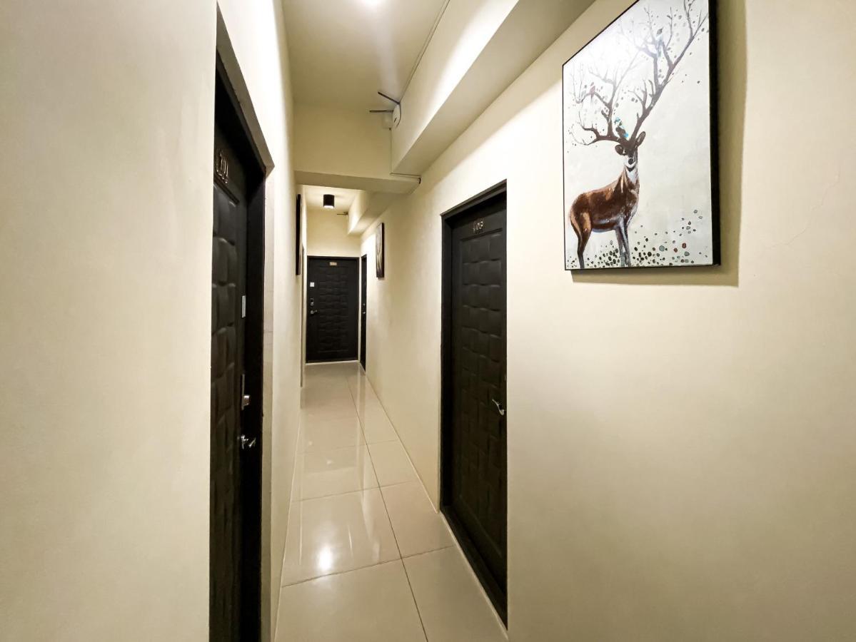 Adagio Hostel Taichung Exterior photo