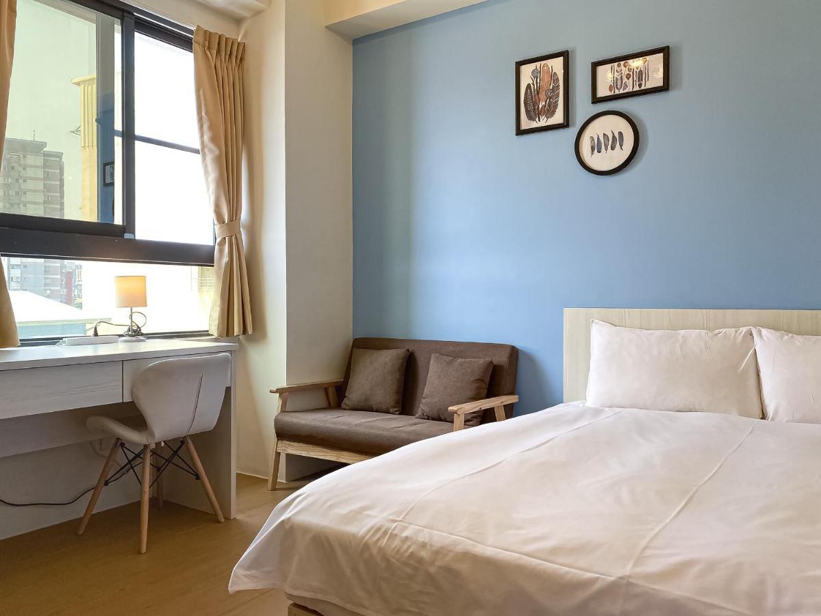 Adagio Hostel Taichung Exterior photo