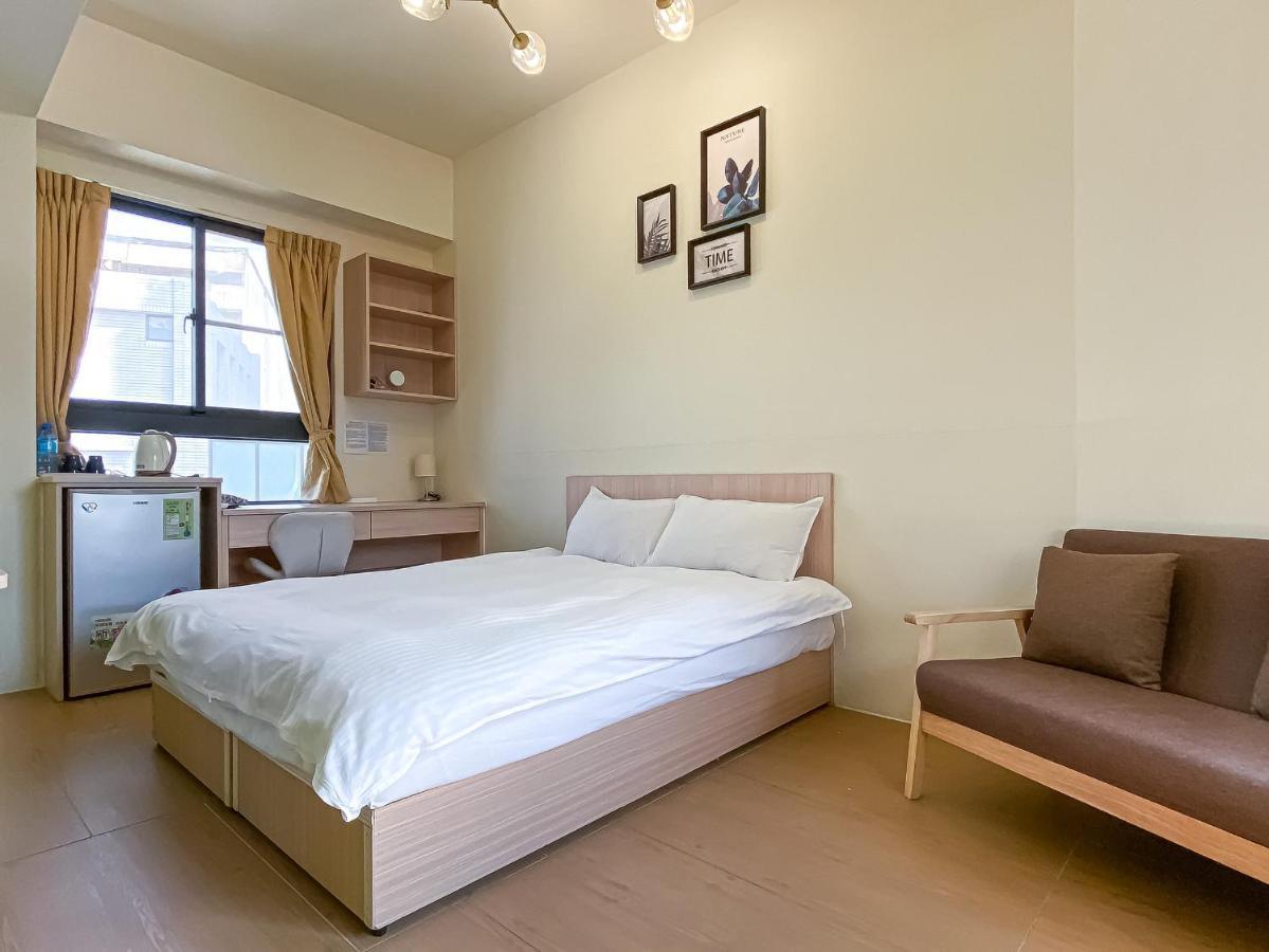 Adagio Hostel Taichung Exterior photo